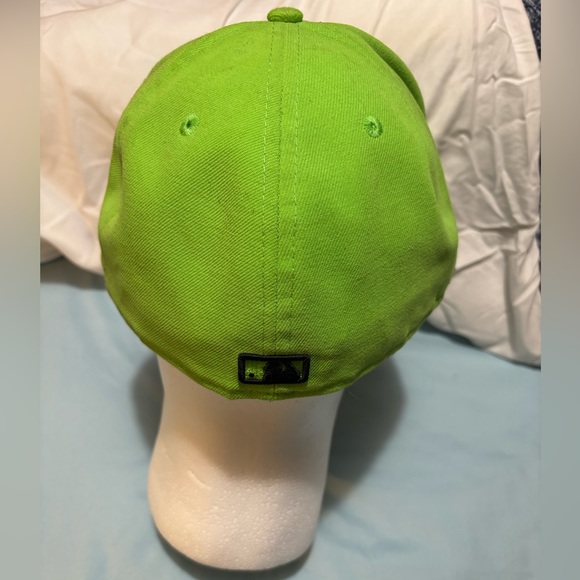 Phillies Flatbrim Cap - Picture 4 of 5